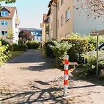 Oase Am Park Mit Terrasse- Zentral Und Ruhig-24-7 Self Check-in, Parkplatz An Der Strasse Apartment