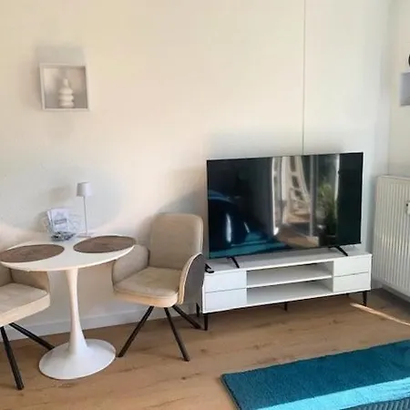 Oase Am Park Mit Terrasse, Zentral Und Ruhig Apartment *