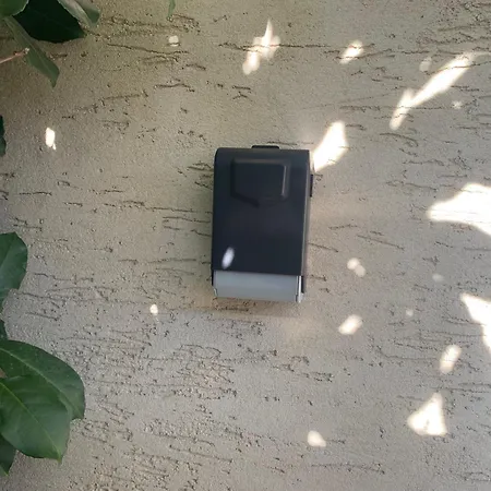 Oase Am Park Mit Terrasse- Zentral Und Ruhig-24-7 Self Check-in, Edeka Und Baecker Nebenan *